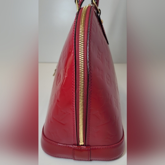 Louis Vuitton pink/red Vernis Alma PM with Lock & Key🔥 - Picture 6 of 12